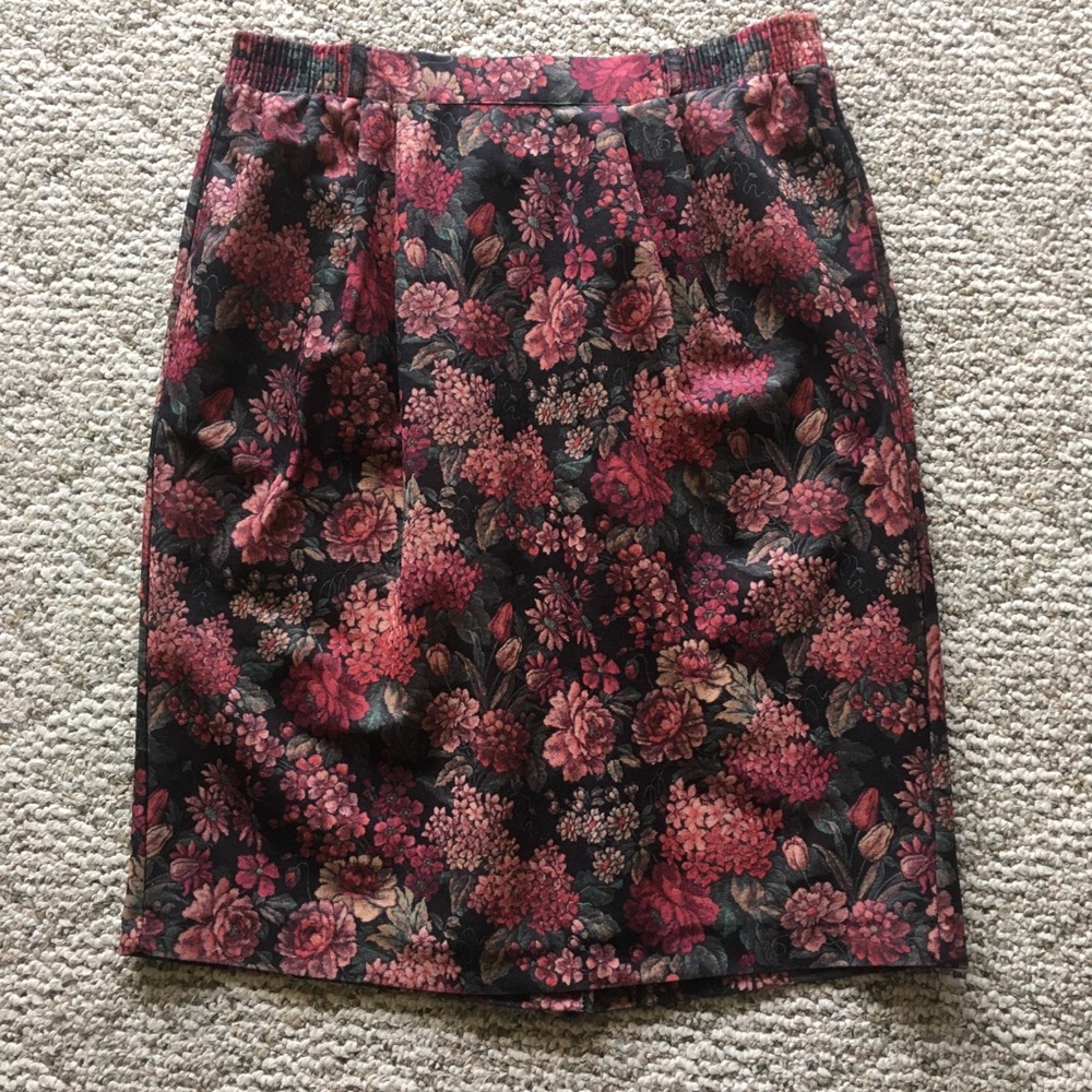 Rich earthy pencil skirt